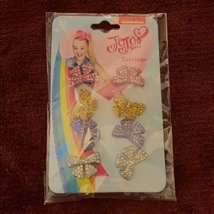 Jojo Siwa bow earrings